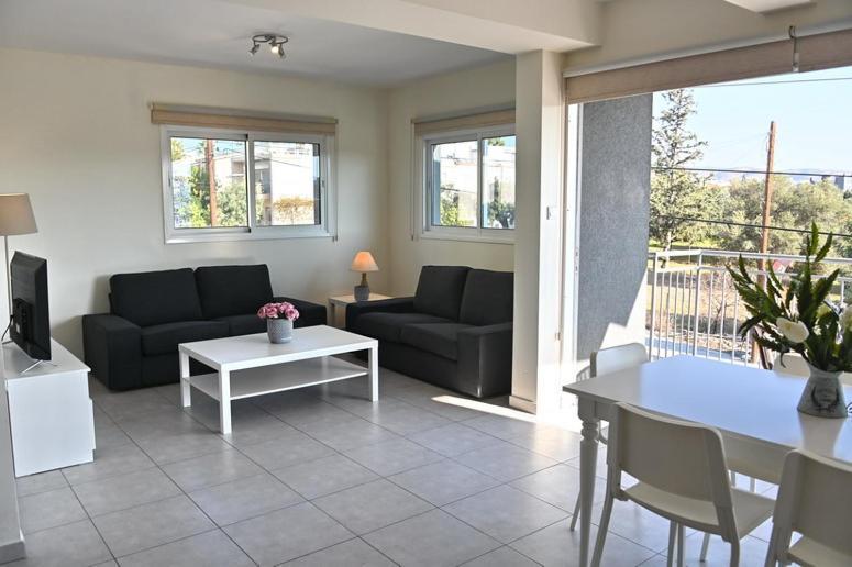 Edessis Beach House Limasol Buitenkant foto